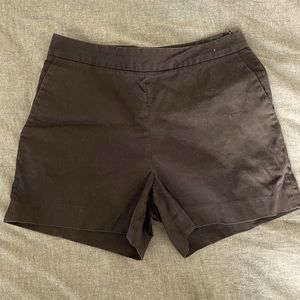 Everlane classic black shorts 🖤